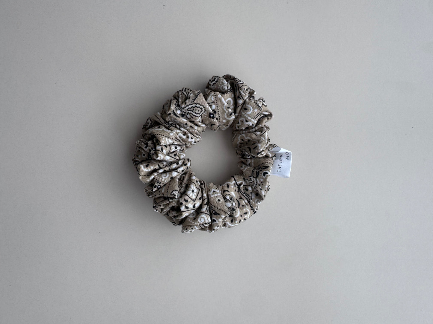 Tan Paisley Scrunchie (S)