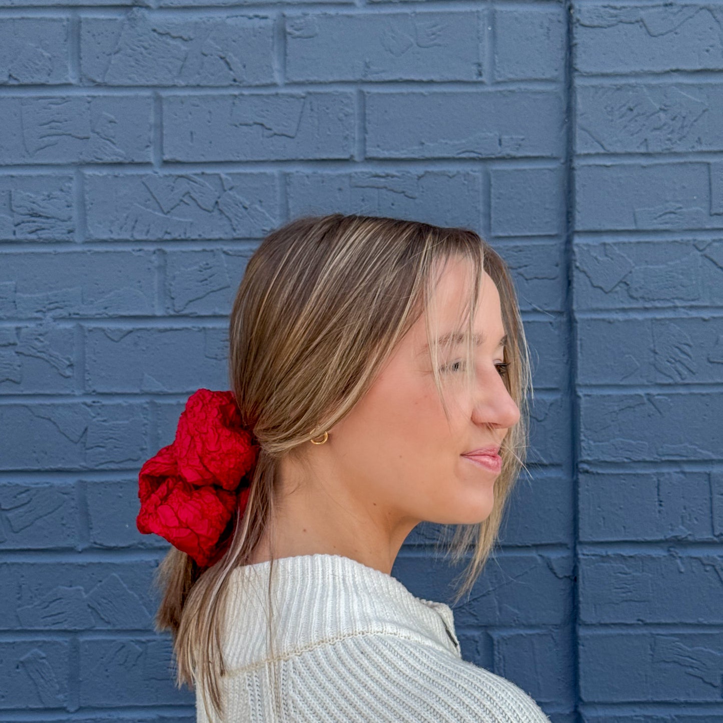 Red Popcorn Scrunchie (M)