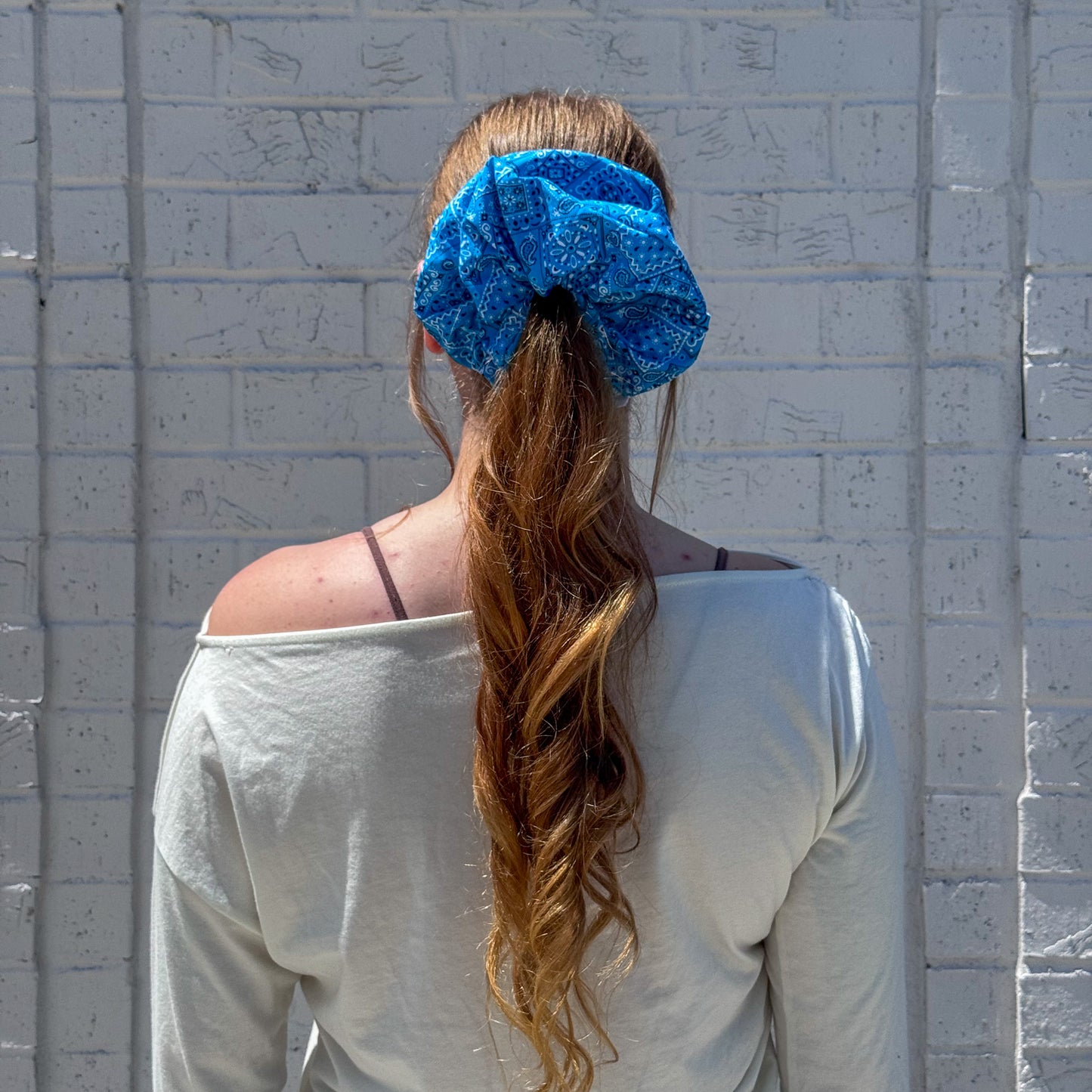 Turquoise Paisley Scrunchie (XL)
