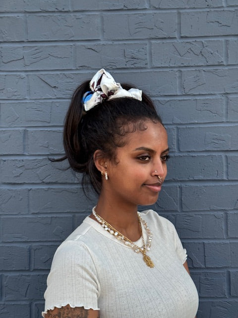 Silk Nature Scrunchie (L)